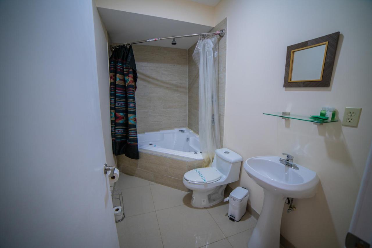 California Comfort & Suites Los Algodones  Extérieur photo